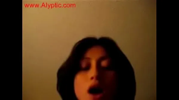 Всего Азиатская подруга Julie V скачет на бойфренде в любительском видео клипов