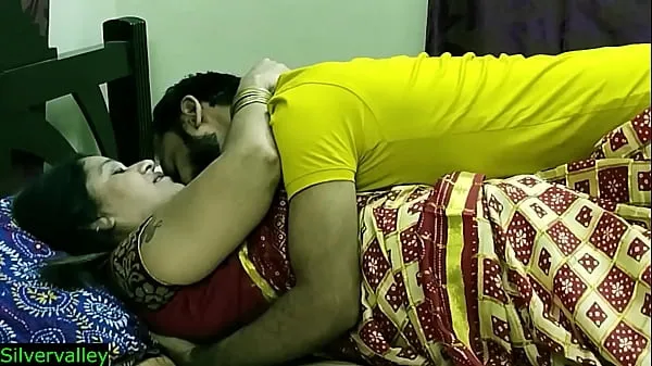 Big Indian xxx sexy Milf aunty secret sex with son in law!! Real Homemade sex total Clips