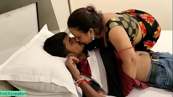 Big Indian Bengali wife fucking for money! Hot bhabhi sex total Clips