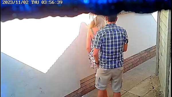 Μεγάλα Daring couple caught fucking in public on cctv camera συνολικά κλιπ
